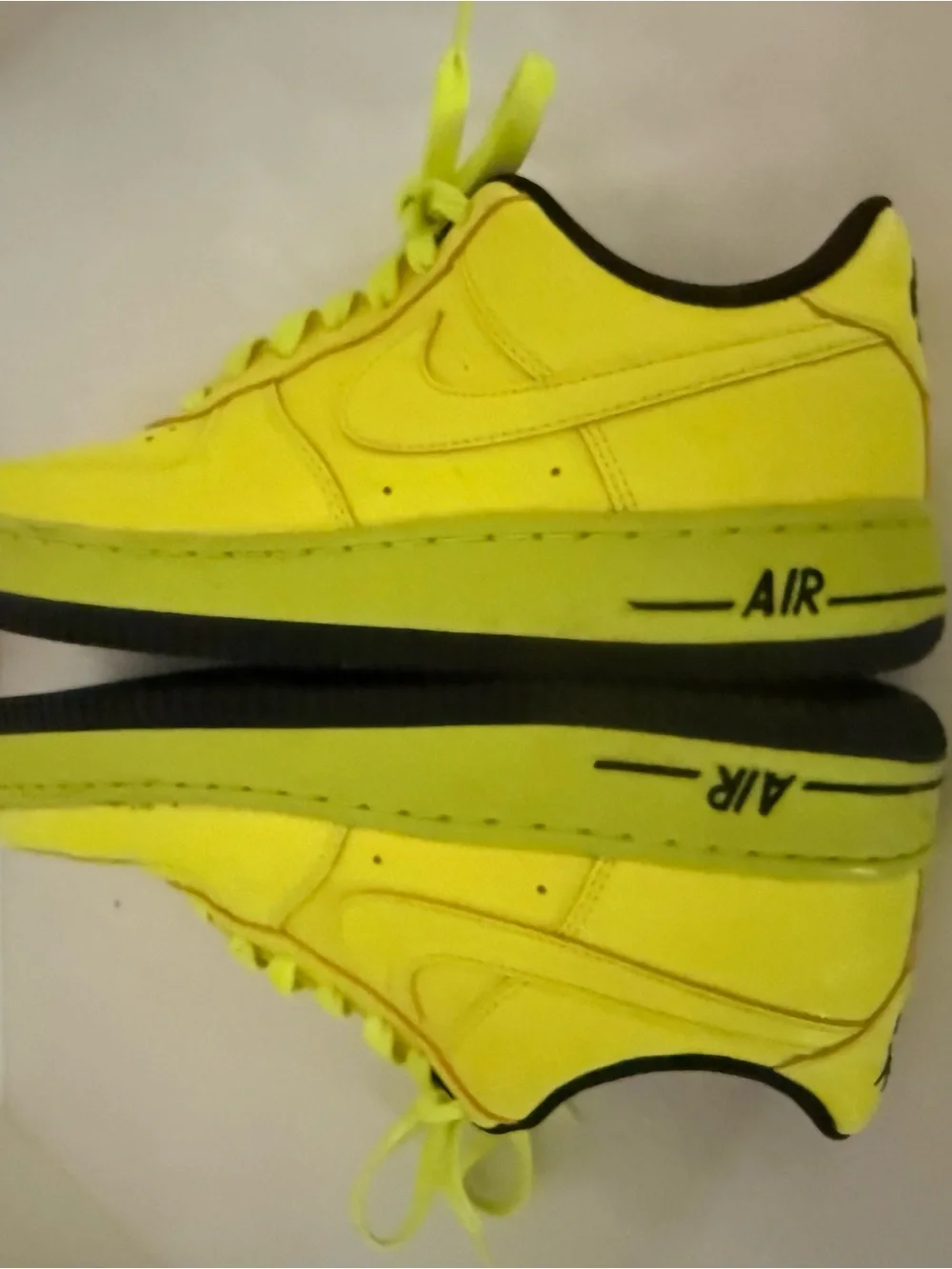 Nike Youth size 5.5 Neon Yellow Low-Top Sneakers with Black Interior
